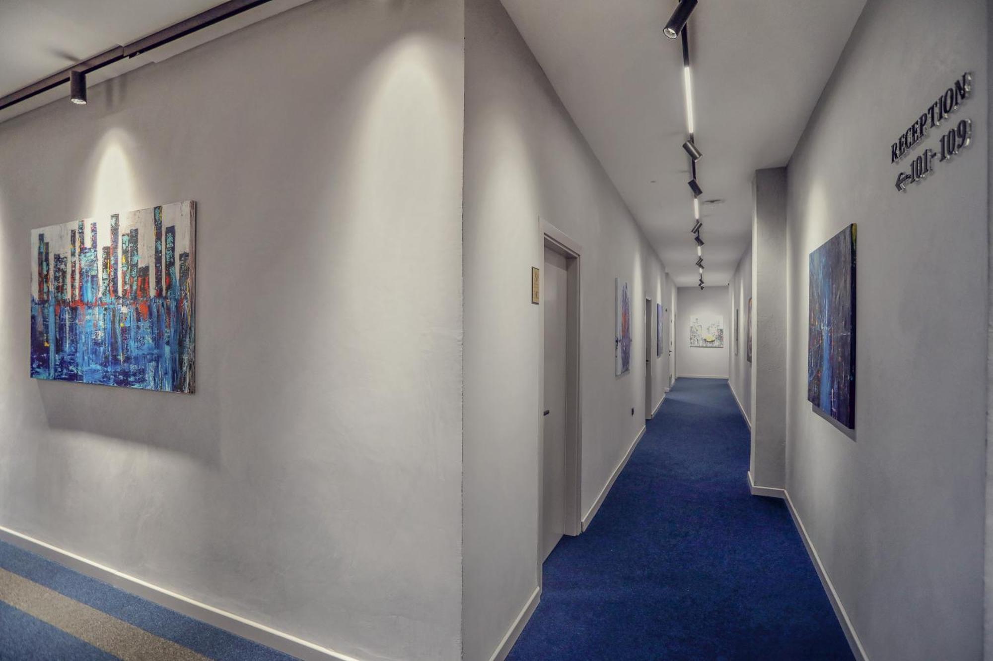 Hotel Dirista Shkodër エクステリア 写真