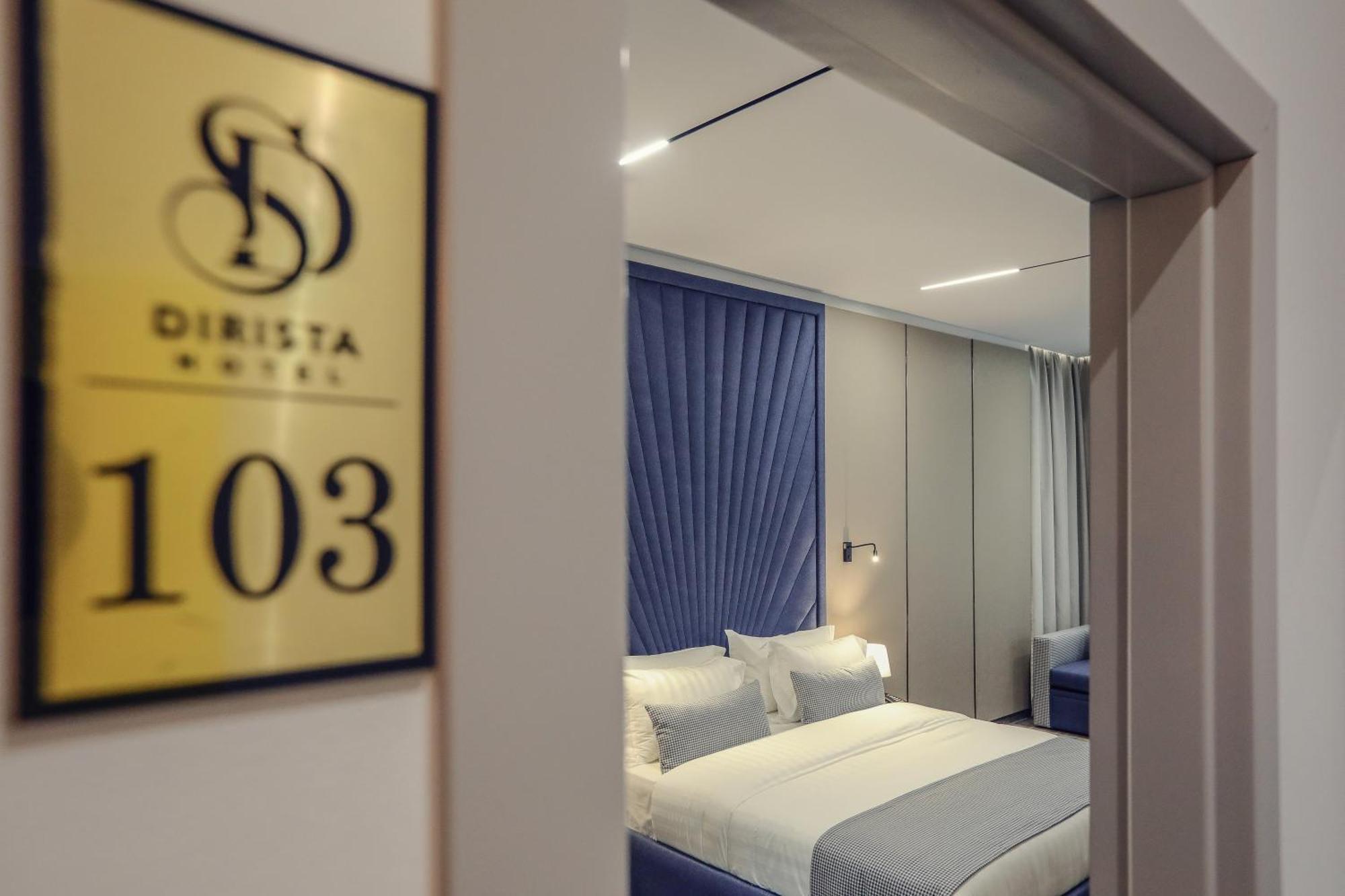 Hotel Dirista Shkodër エクステリア 写真