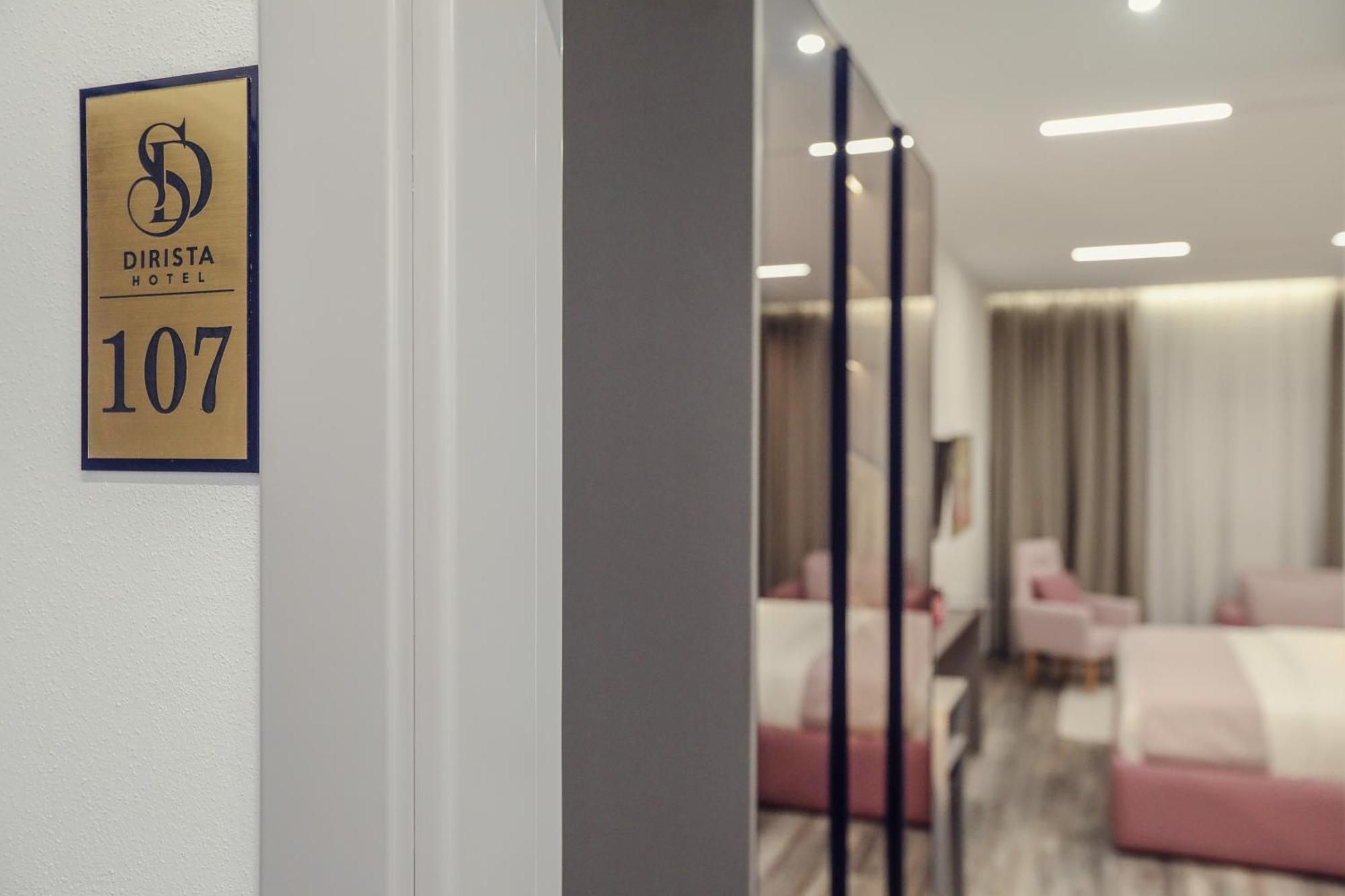 Hotel Dirista Shkodër エクステリア 写真