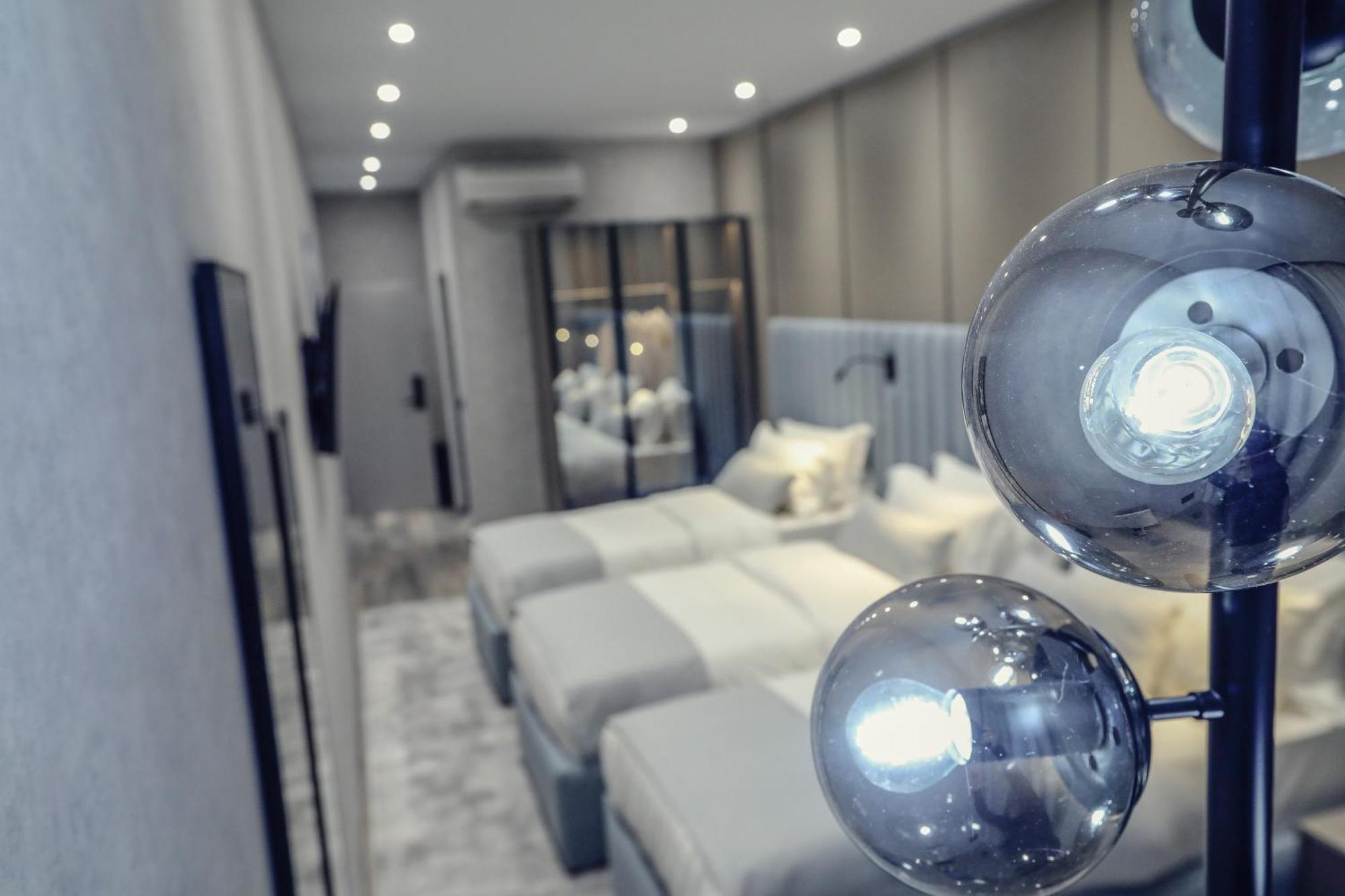 Hotel Dirista Shkodër エクステリア 写真