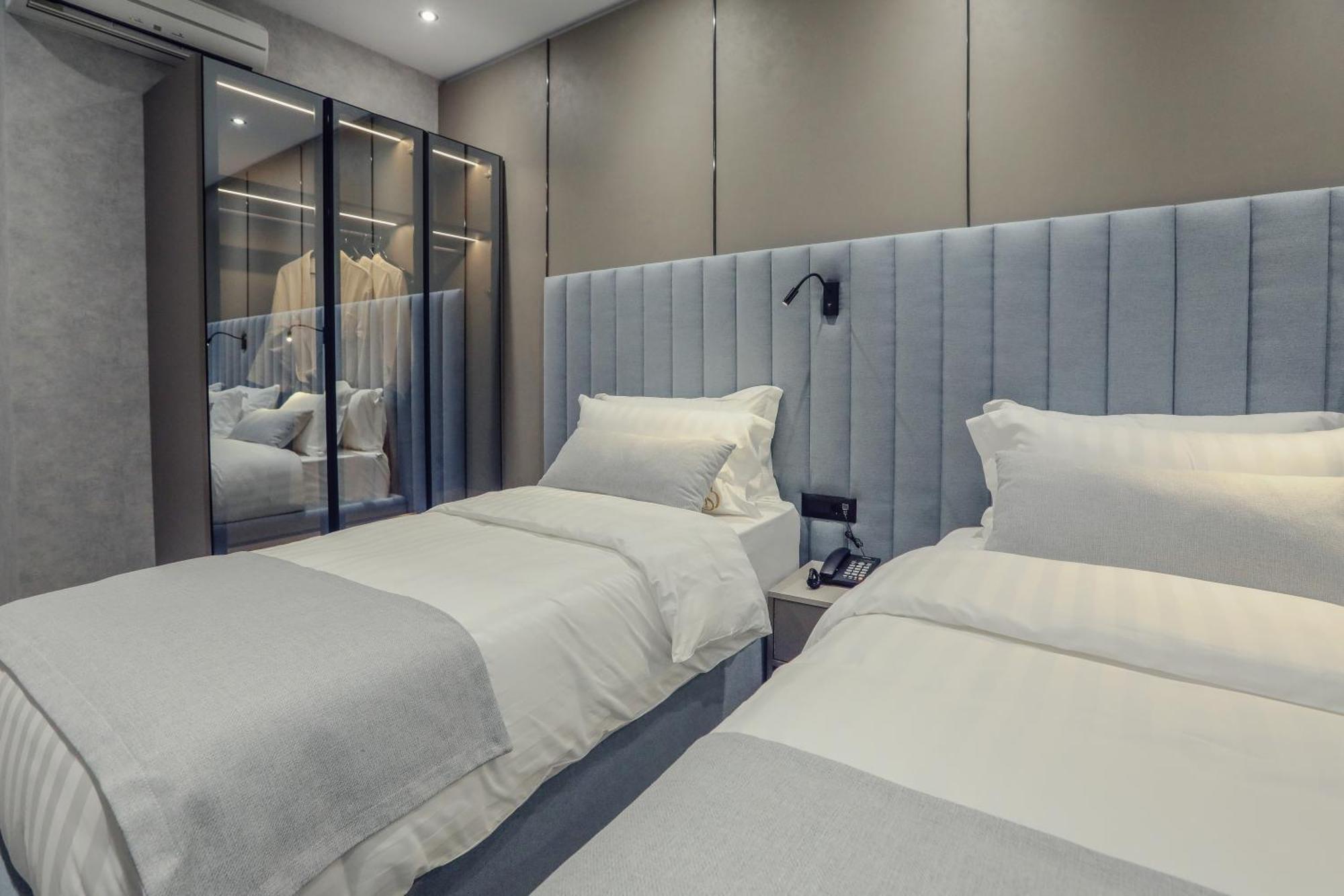 Hotel Dirista Shkodër エクステリア 写真